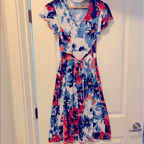 Chris & Carol | Dresses | Chris Carol Floral Waisttie Faux Wrap Full ...